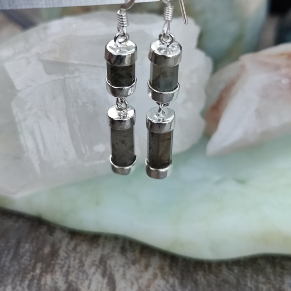 Sterling Silver Labradorite Earings - Picture 6 of 6